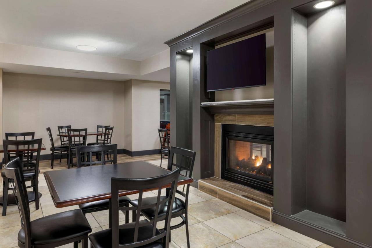 Hotel Western & 3*